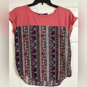 Rewind Women’s Blouse. Size L. Normal wear. Very Clean. Smoke Free.